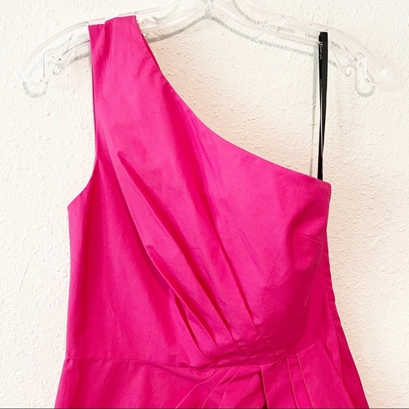 SELF-PORTRAIT One Shoulder Top Fuchsia - Picture 6 of 13